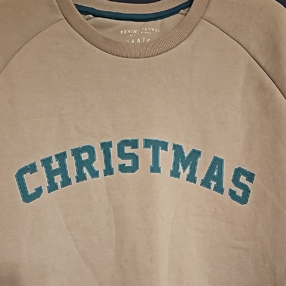 Denim & Flower Beige Christmas Crewneck Sweater, XL - Picture 7 of 13